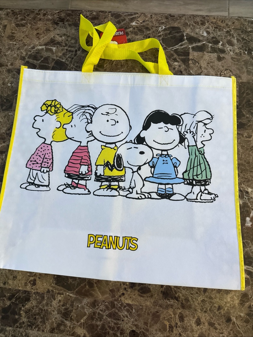 Peanuts market tote White & Yellow Character Tote Bag